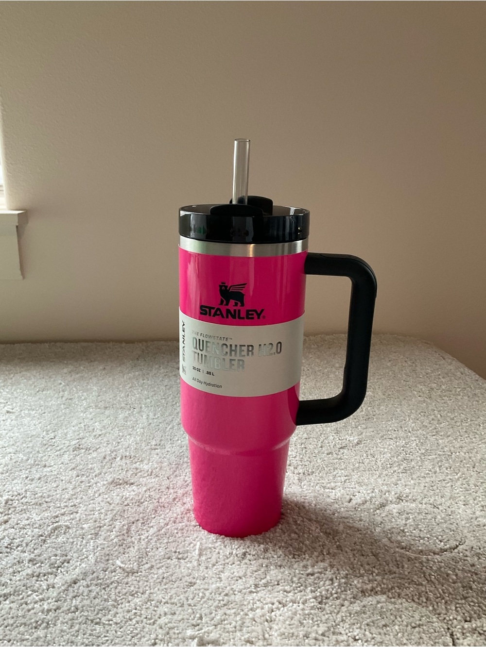 Stanley Electric Pink H2.0 Quencher FlowState 30oz Tumbler New